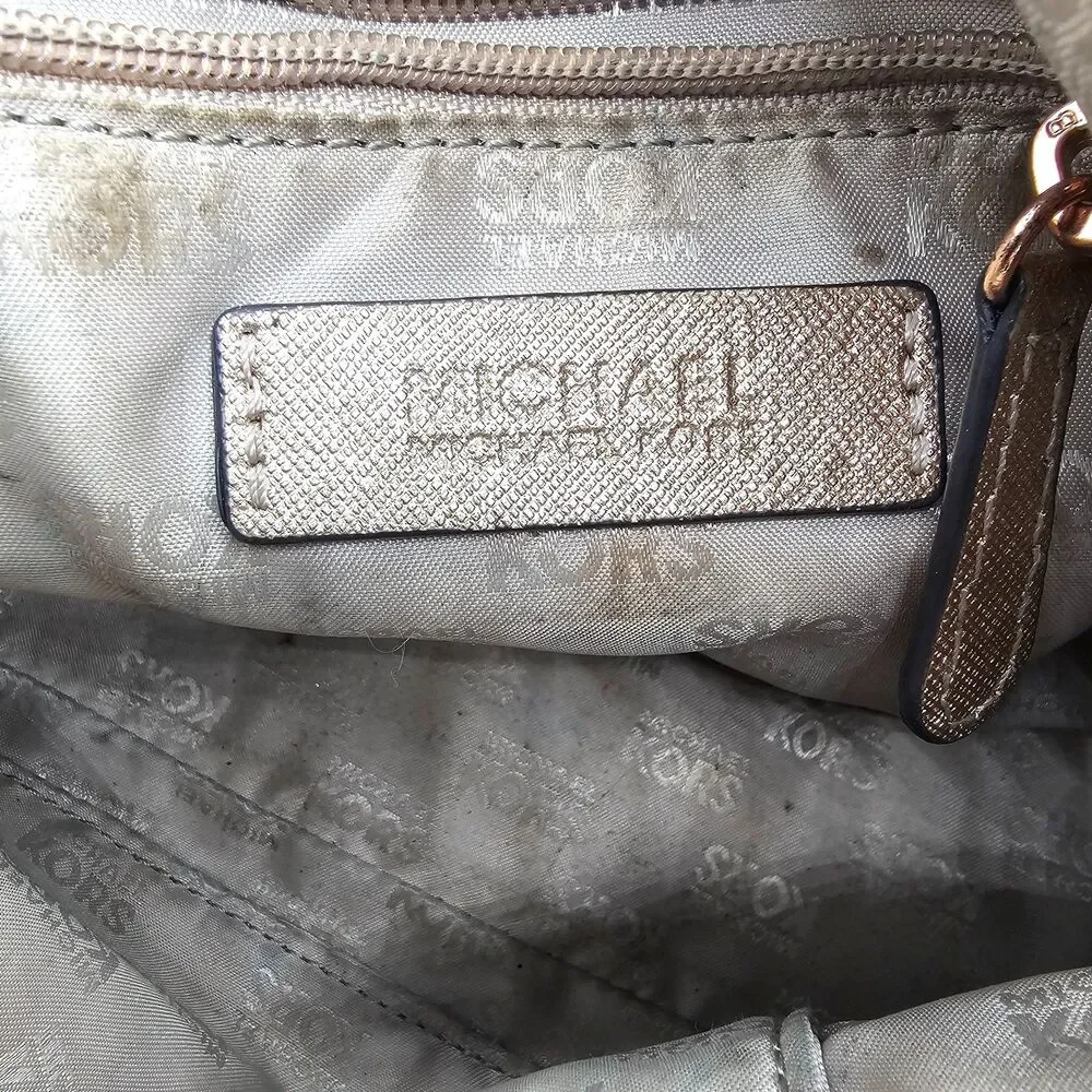 Michael Kors Cindy Dome Crossbody Pale Gold Saffiano Leather Bag Metallic